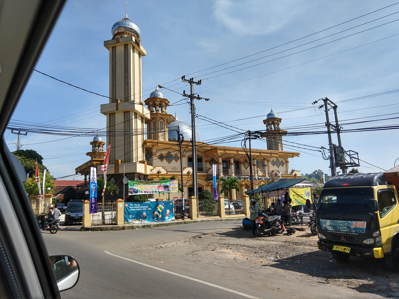 mosque on way to Kawah Putih